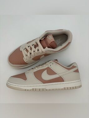 Women’s Nike Dunk Low Sneaker Particle Pink Lifestyle Shoes size 9.5